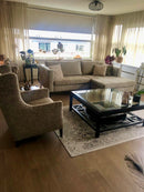 Bank Anneloes met lounge element in champagnekleurige velours stof - 335 x 165 cm