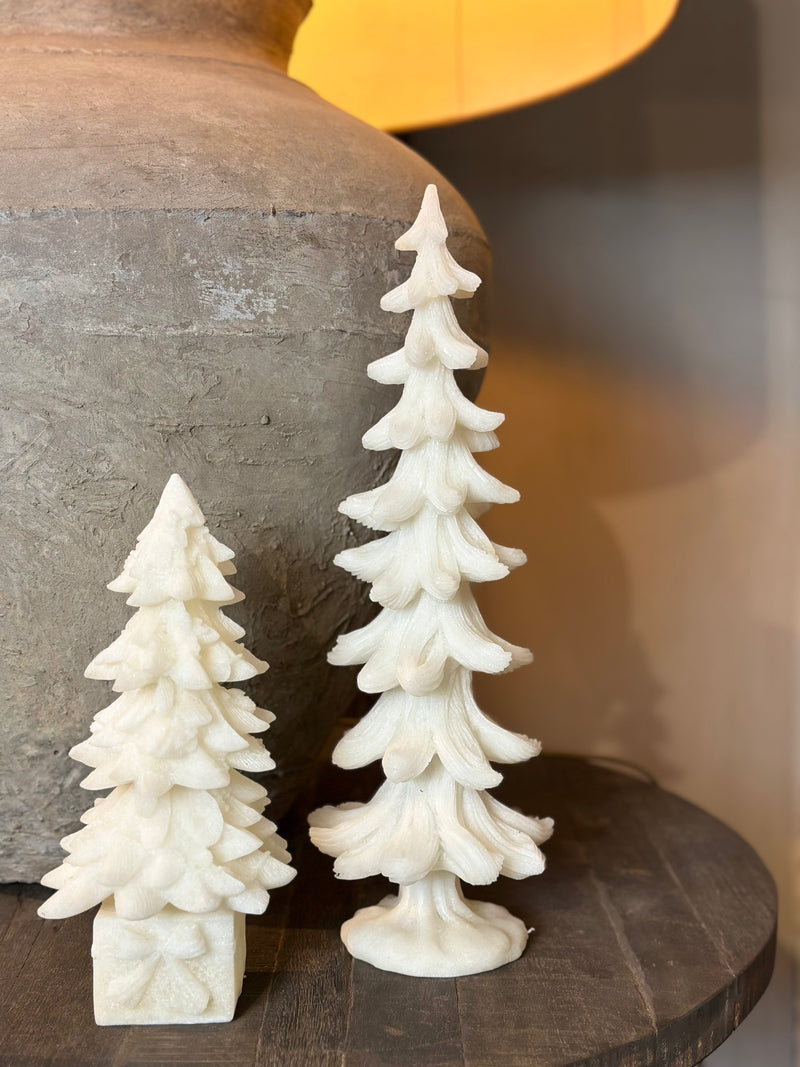 Beeldje van witte kerstboom - H41 x D15 cm