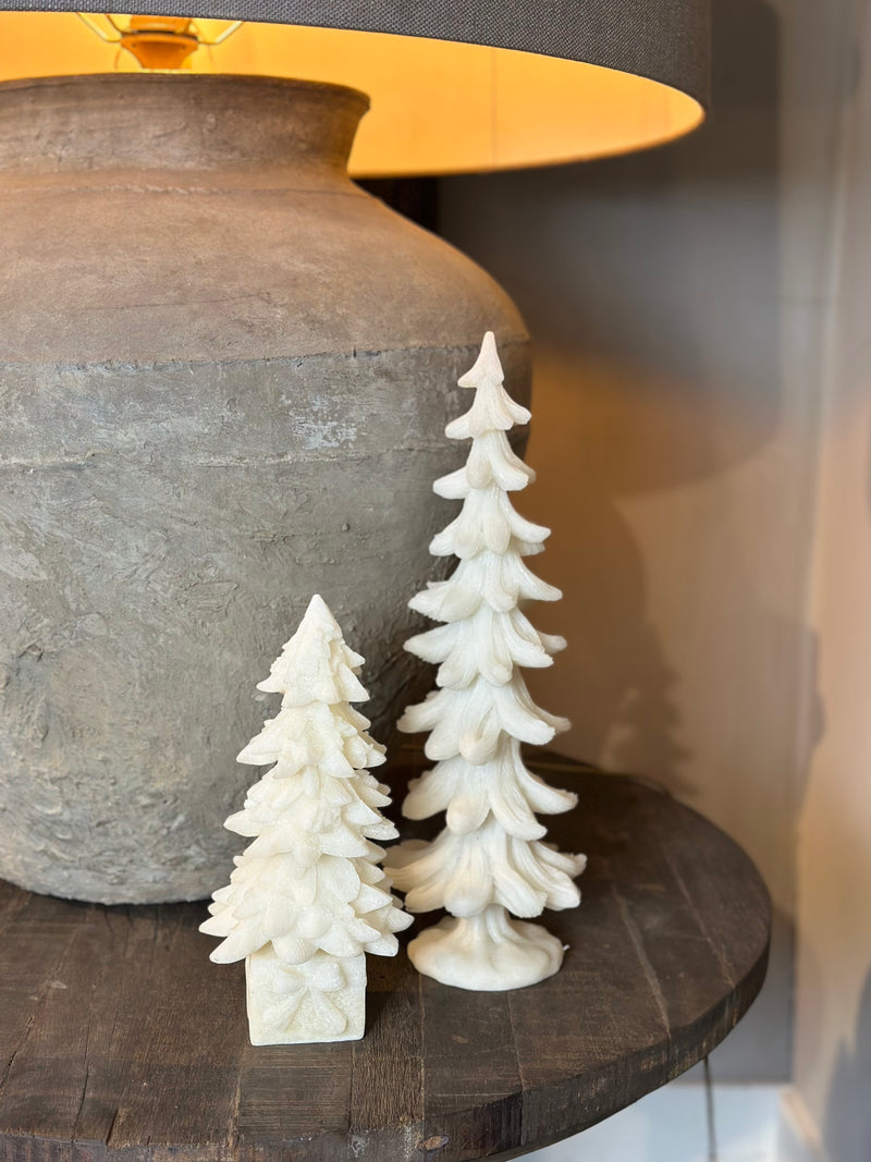 Beeldje van witte kerstboom - H41 x D15 cm