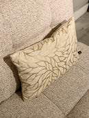 Beige kussen met gouden bladeren - 30x40 cm
