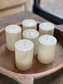 Cilinderkaars metallic champagnekleur – 7×10 cm