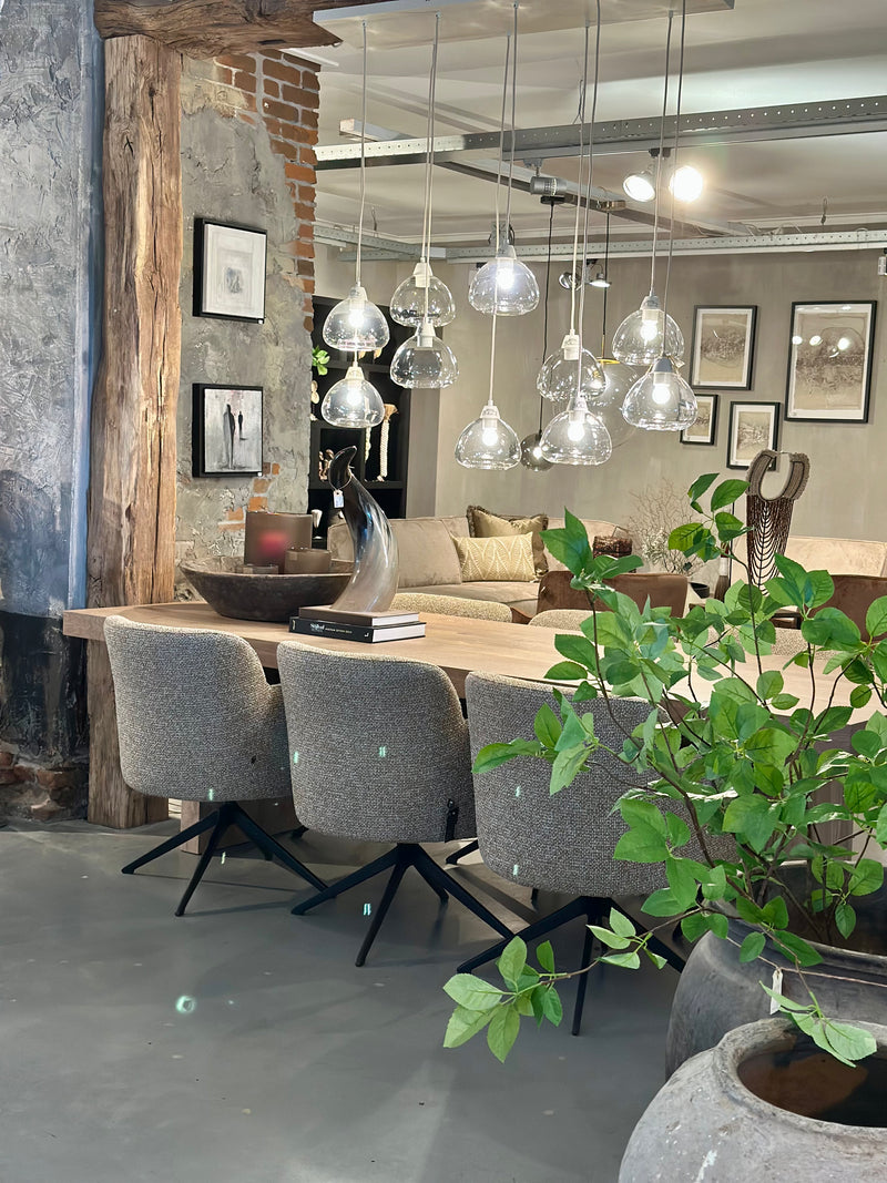 Eettafel Strip met blokpoten van eikenhout in cinnamon kleur – 260x100 cm