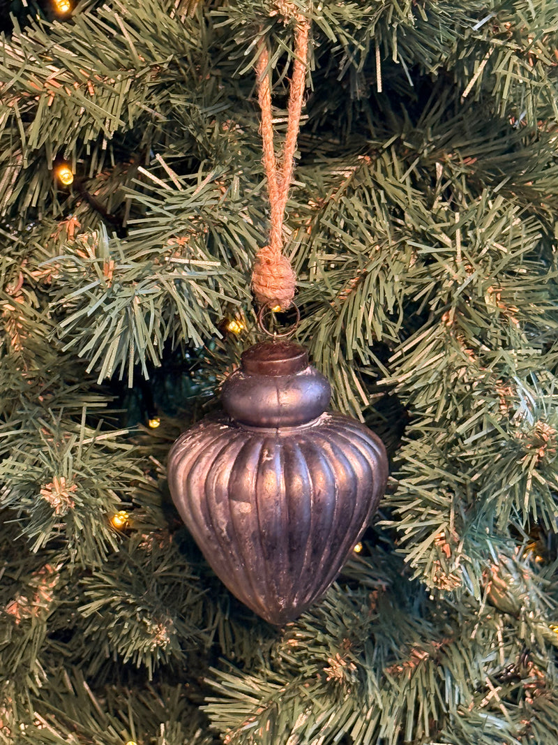 Glazen kersthanger kegel in donker zilveren kleur - D7 x H13 cm