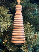 Houten klos kersthanger in grijstint met lijntjes - D6 x H16 cm