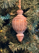 Houten klos kersthanger in kegelvorm - B7 x H13 cm