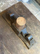 Donkerbruine houten poerkandelaar – L13 × B55 × H16 cm