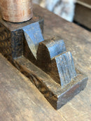 Donkerbruine houten poerkandelaar – L13 × B55 × H16 cm