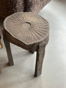 Bijzettafeltje boomstam van vergrijsd hout