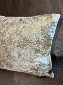 Champagnekleurig kussen met gouden opdruk en kraaltjes - 40x60 cm - Selene Pumice Stone