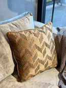 Tabakskleurig velours kussen met kraaltjes - 45x45 cm - Lucie Tobacco Brown