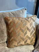 Tabakskleurig velours kussen met kraaltjes - 45x45 cm - Lucie Tobacco Brown