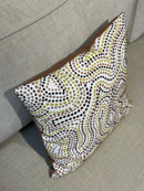 Kussen met gekleurde borduursels - Sustella Brugundy CLAUDI - 45x45 cm