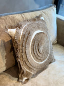 Wit linnen kussen met jute opstiksels en patronen - 45x45 cm - Lei Natural