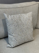 Beigekleurig kussen met stiksels - Tival Sand CLAUDI - 45x45 cm