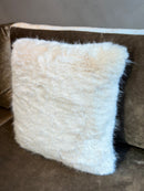 Faux-bont kussen in warme witte kleur - 45x45 cm - Julia Parchment