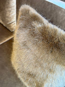 Faux-bont kussen in karamelkleurige stof - 45x45 cm - Julia Otter Brown