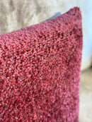 Kussen van bordeaux rode pluisjes stof - 45x45 cm - Lovely Burgundy