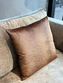 Koperkleurig velours kussen met koeienhaartjes print - 50x50 cm - Perla Rust