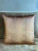 Koperkleurig velours kussen met koeienhaartjes print - 50x50 cm - Perla Rust