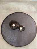 Leren dienblad rond Merel maat XL in donkerbruine krokoprint - D60 cm