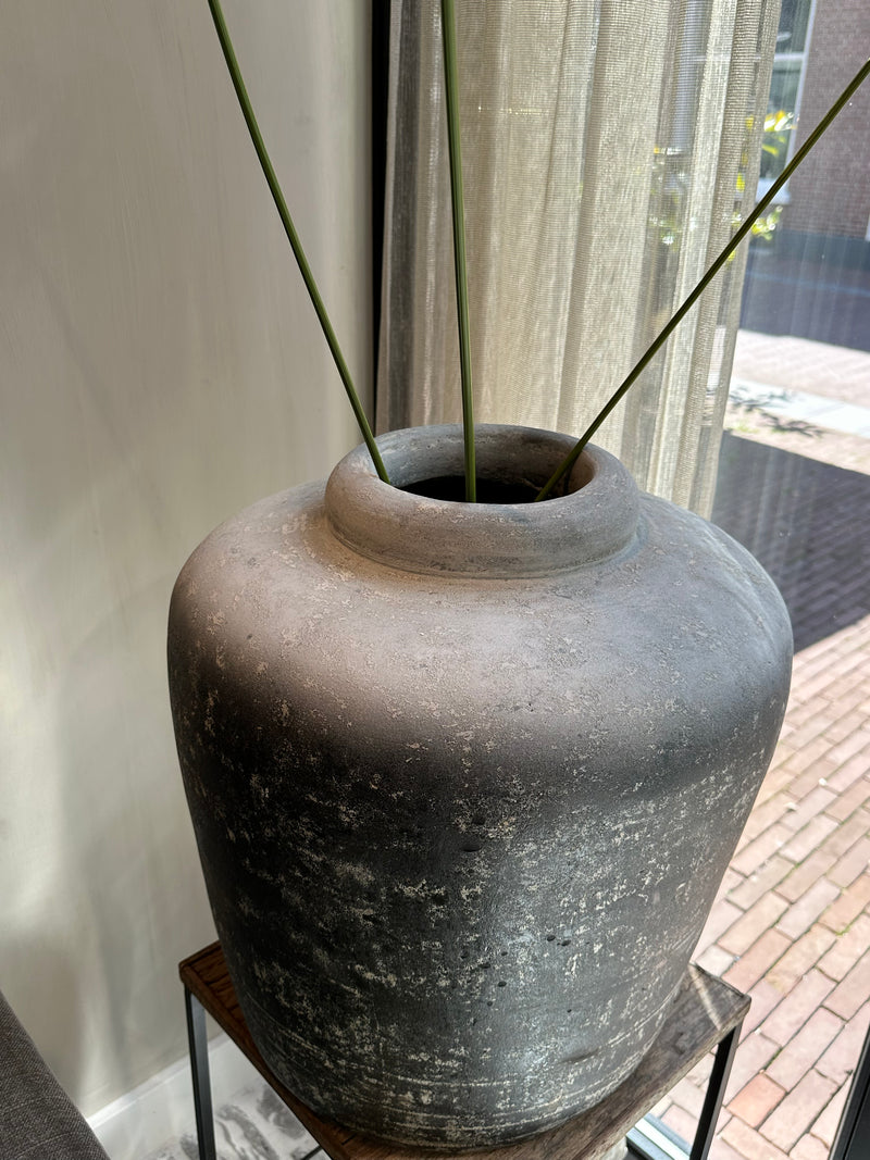 Antraciet pot met smalle hals - H45 x D43 cm