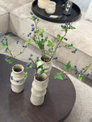 Kunsttak met groen blad en blauwe besjes - 90 cm