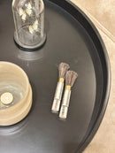 Tribal kwast met bruine streepjes - D2 x B16 cm