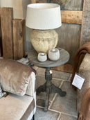 Wijntafeltje van grijs hout met driepoot - 50 cm