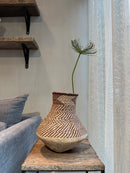 Rieten vaasje met zigzag patronen- 30 cm