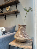 Rieten vaasje met zigzag patronen- 30 cm