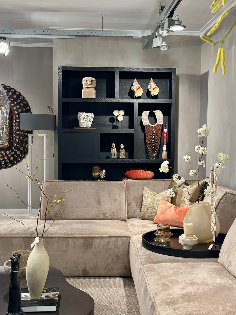 Kast Helsinki in zwart eiken fineer vakkenkast met twee deurtjes - 150x45x220 cm