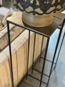 Zuil van zwart metaal met gouden blad – 120x35 cm