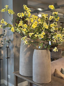 Kunsttak met gele roosjes – 143 cm