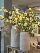 Kunsttak met gele roosjes – 143 cm