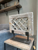 Stenen ornament op statief - 12x30x37 cm