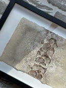 Schilderij met gestructureerde abstracte kunst – zwart hout – 23x32 cm