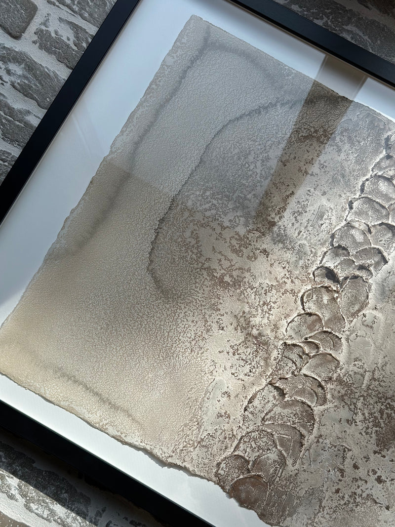 Schilderij met gestructureerde abstracte kunst – zwart hout – 52x72 cm