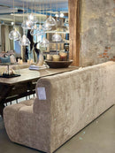 Eetkamerbank Loa in in grove beigekleurige stof met geblokte zitting - 250 cm