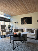 Bank Karel in beige linnen-look stof met gecapitonneerde armleuningen - 3 zits bank