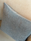 Kussen in grijze grof geweven linnen stof - 40x40 cm