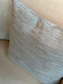 Kussen van lichtgrijze linnen stof - 40x40 cm