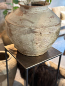 Zuil van zwart opengewerkt metaal met gouden blad - 120x35x35 cm