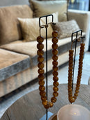 Bruine kralenketting op standaard - 52 cm