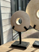 Wiel van zandsteen op statief - 19 x 34 cm