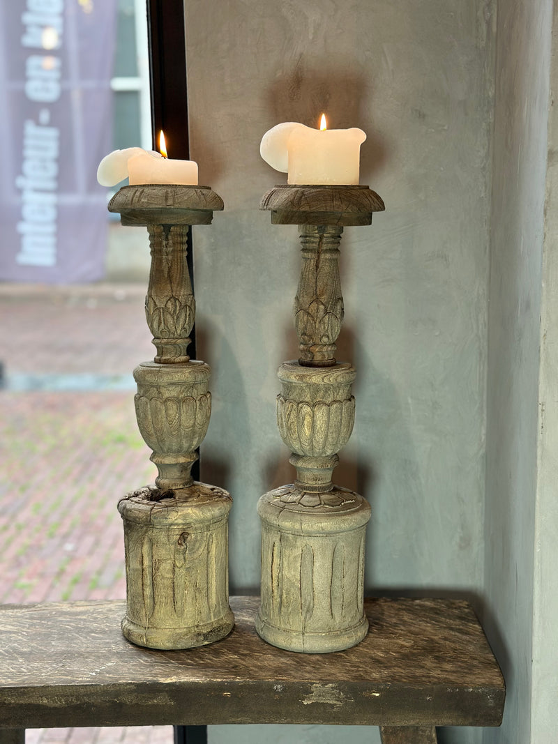 Kandelaar Clari van oud vergrijsd hout - 46 cm