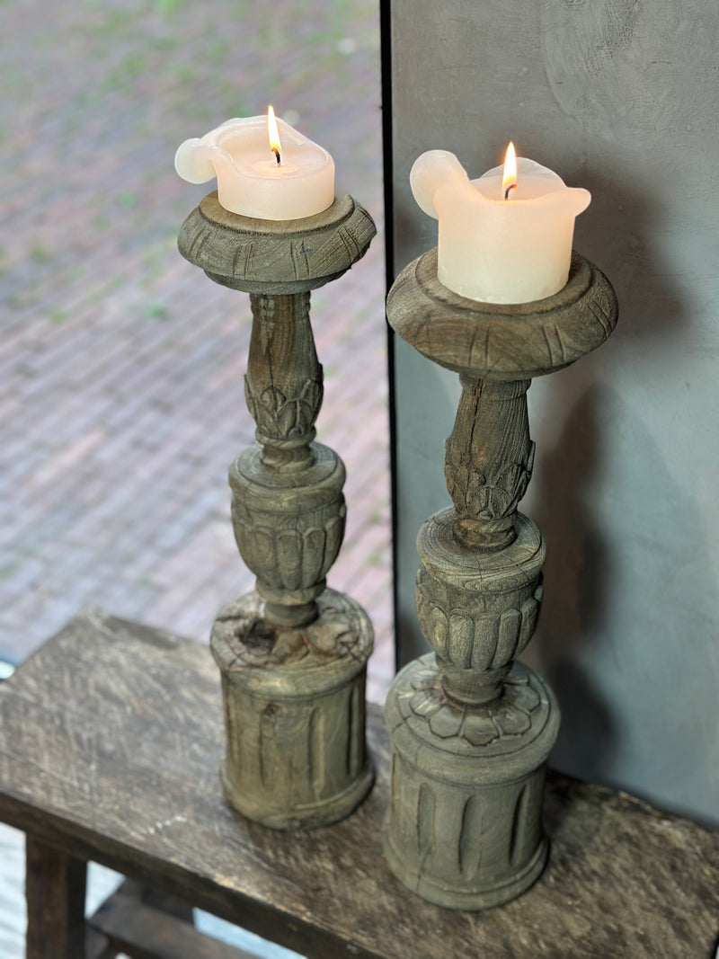 Kandelaar Clari van oud vergrijsd hout - 46 cm