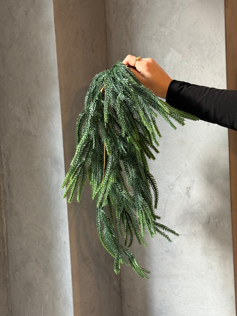 Kunsttak kersttoef van dennentakjes – 65 cm