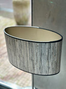 Lampenkap van zilverkleurig bamboe met zwarte bies - L18 x B35 x H20 cm