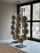 XXL Kralenketting van katoen maché - L20 x B10 x H67 cm