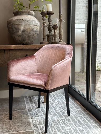 SET VAN 3 Eetkamerstoelen Camilla met armleuning in roze shiny stof - Keijser & Co
